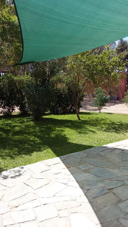 La Contea Bed & Breakfast SantʼAnna Arresi Exterior foto
