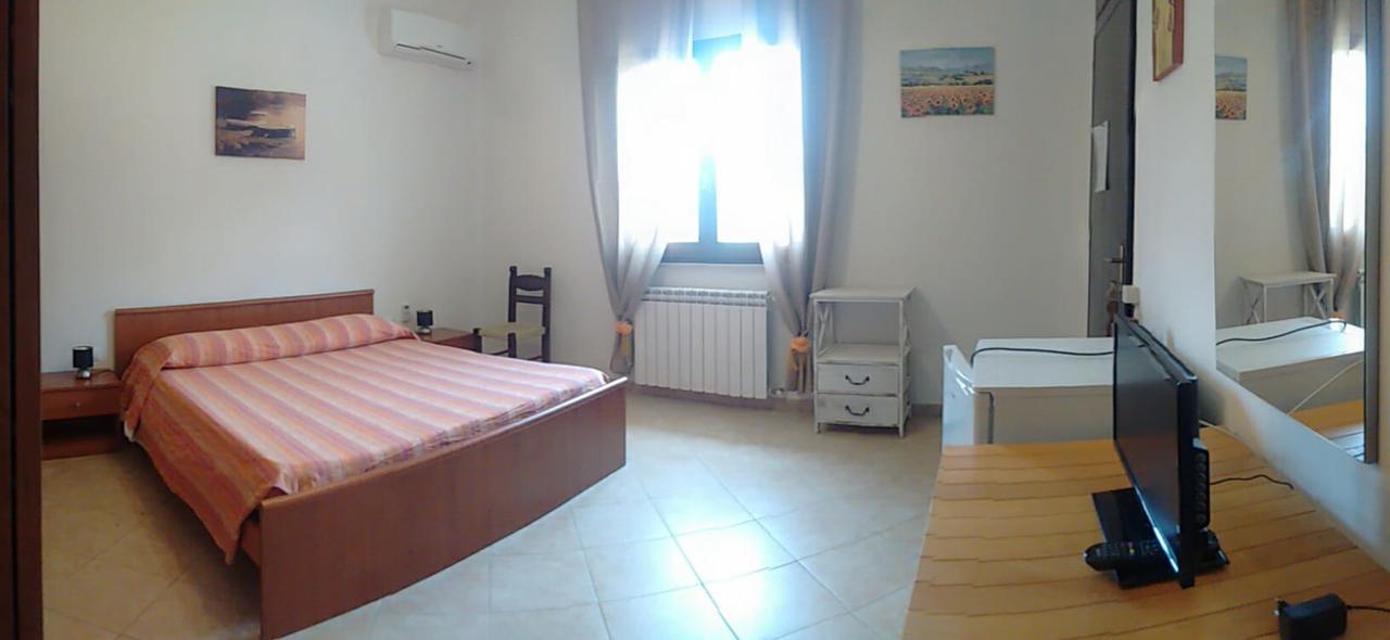 La Contea Bed & Breakfast SantʼAnna Arresi Exterior foto