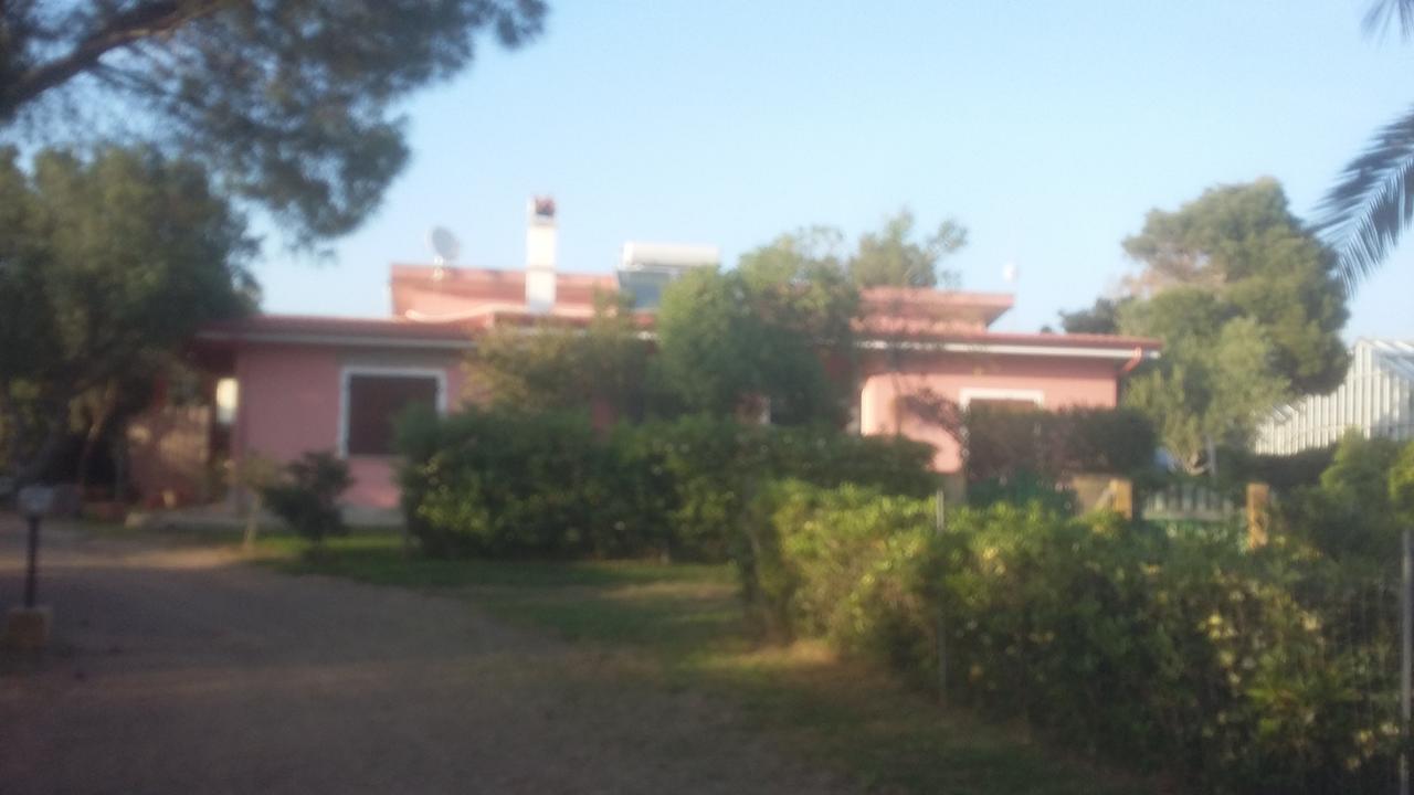La Contea Bed & Breakfast SantʼAnna Arresi Exterior foto